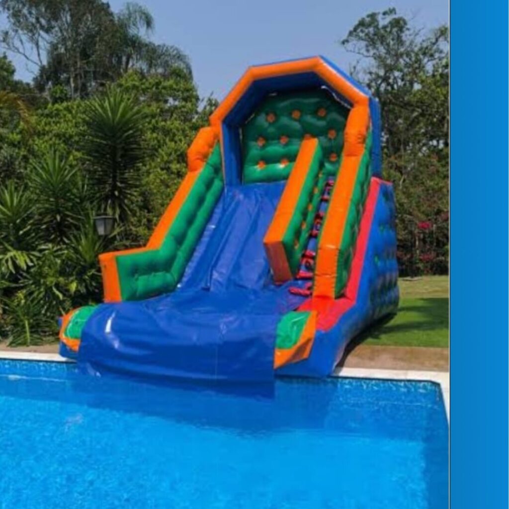 Tobogã inflável para piscina